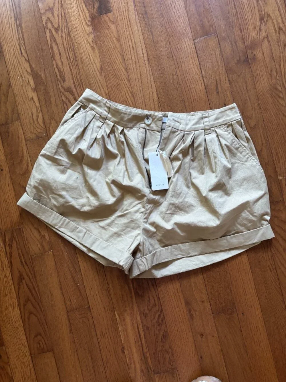 NWT DÔEN Paige Short in Desert